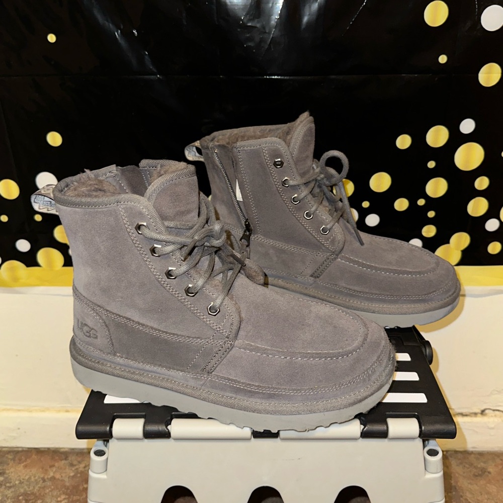 Used Ugg Men Neumel High Boots